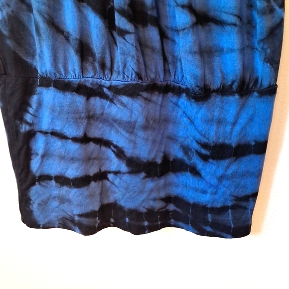 Kensi  Top - Picture 2 of 4